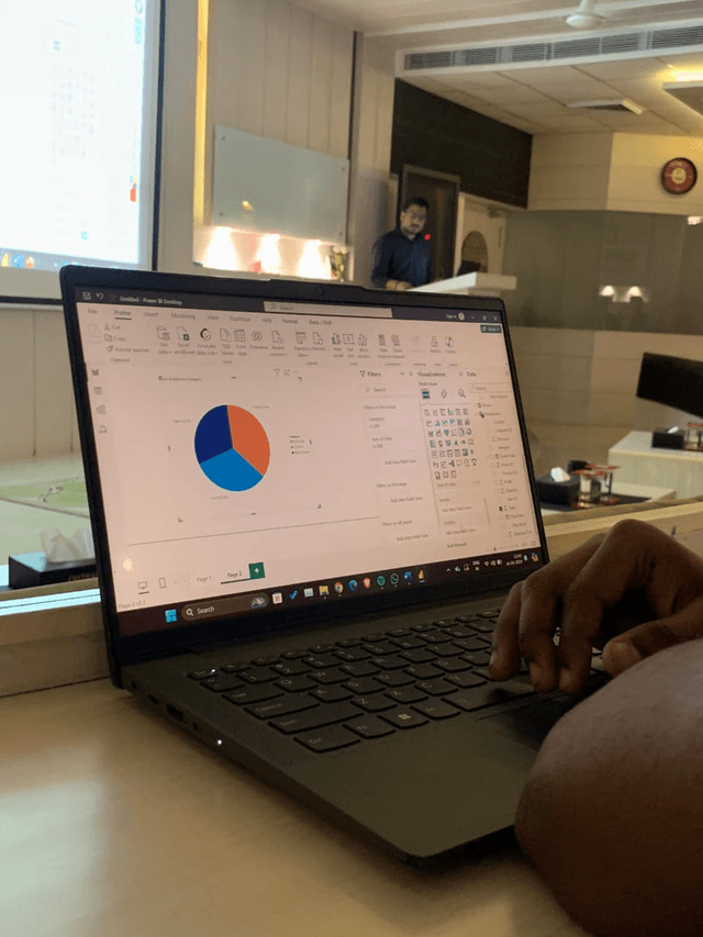 Data analytics students learning Excel and SQL in online class